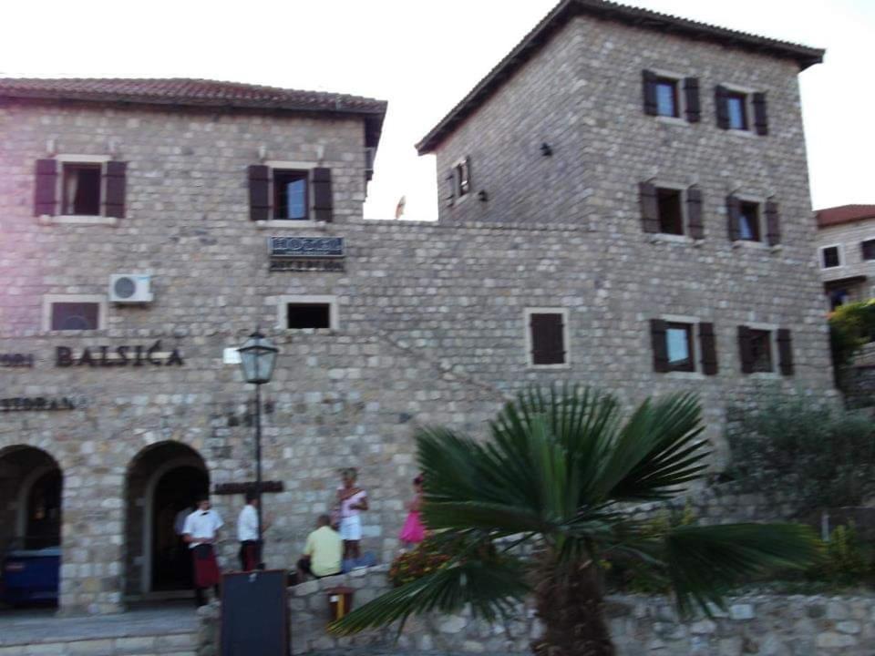Apartments Emerald Ulcinj Exterior photo